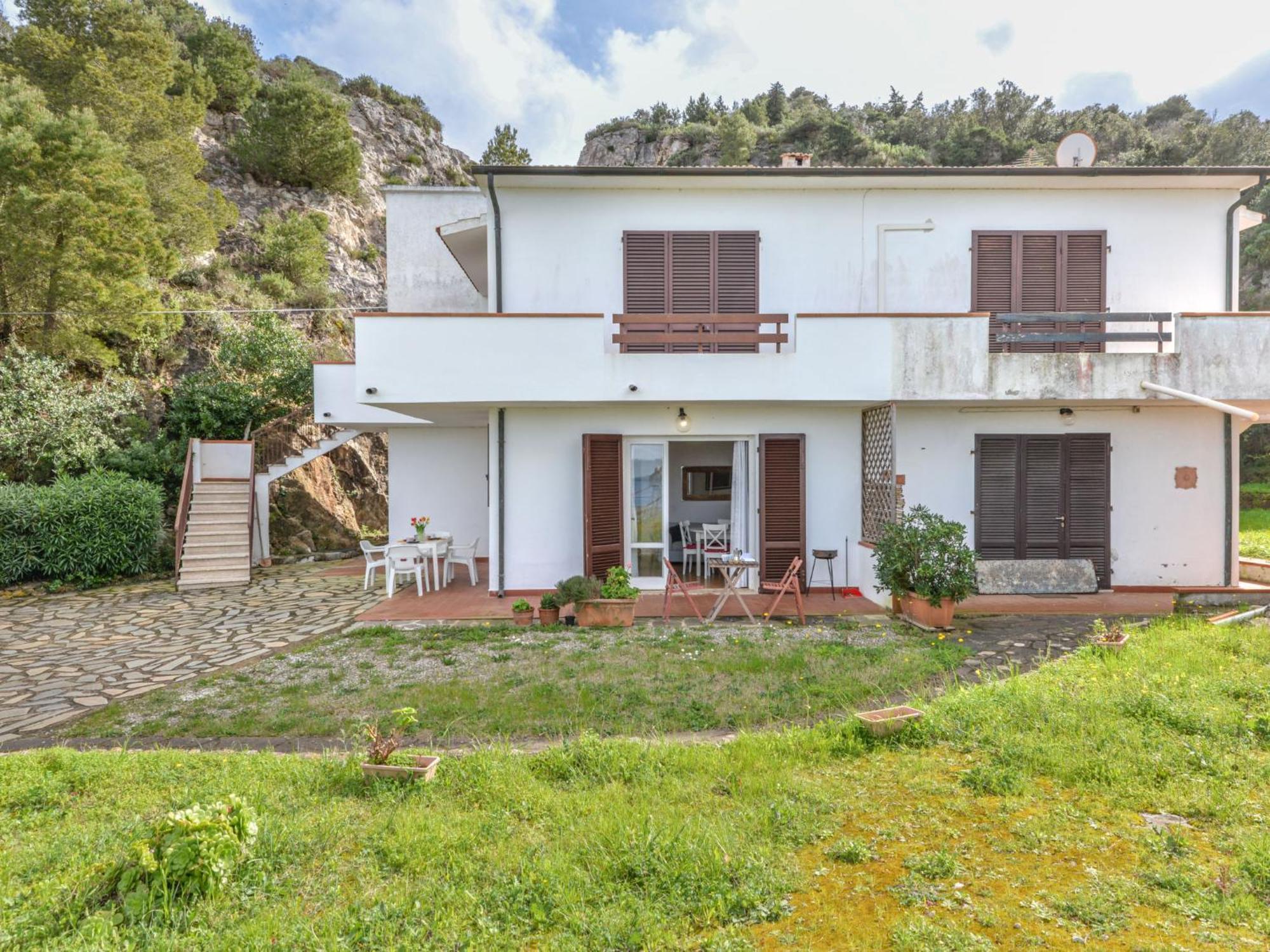 Apartment La Roccia By Interhome Cavo Luaran gambar